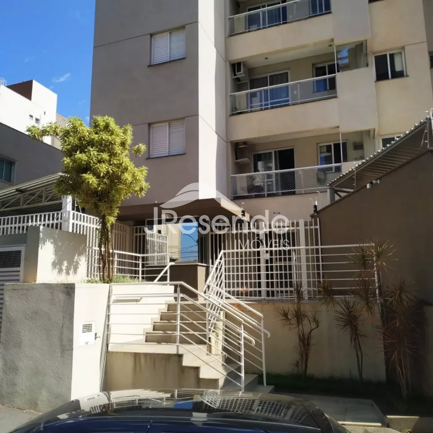 Alugar Apartamento / Padrão em Ribeirão Preto R$ 1.450,00 - Foto 2