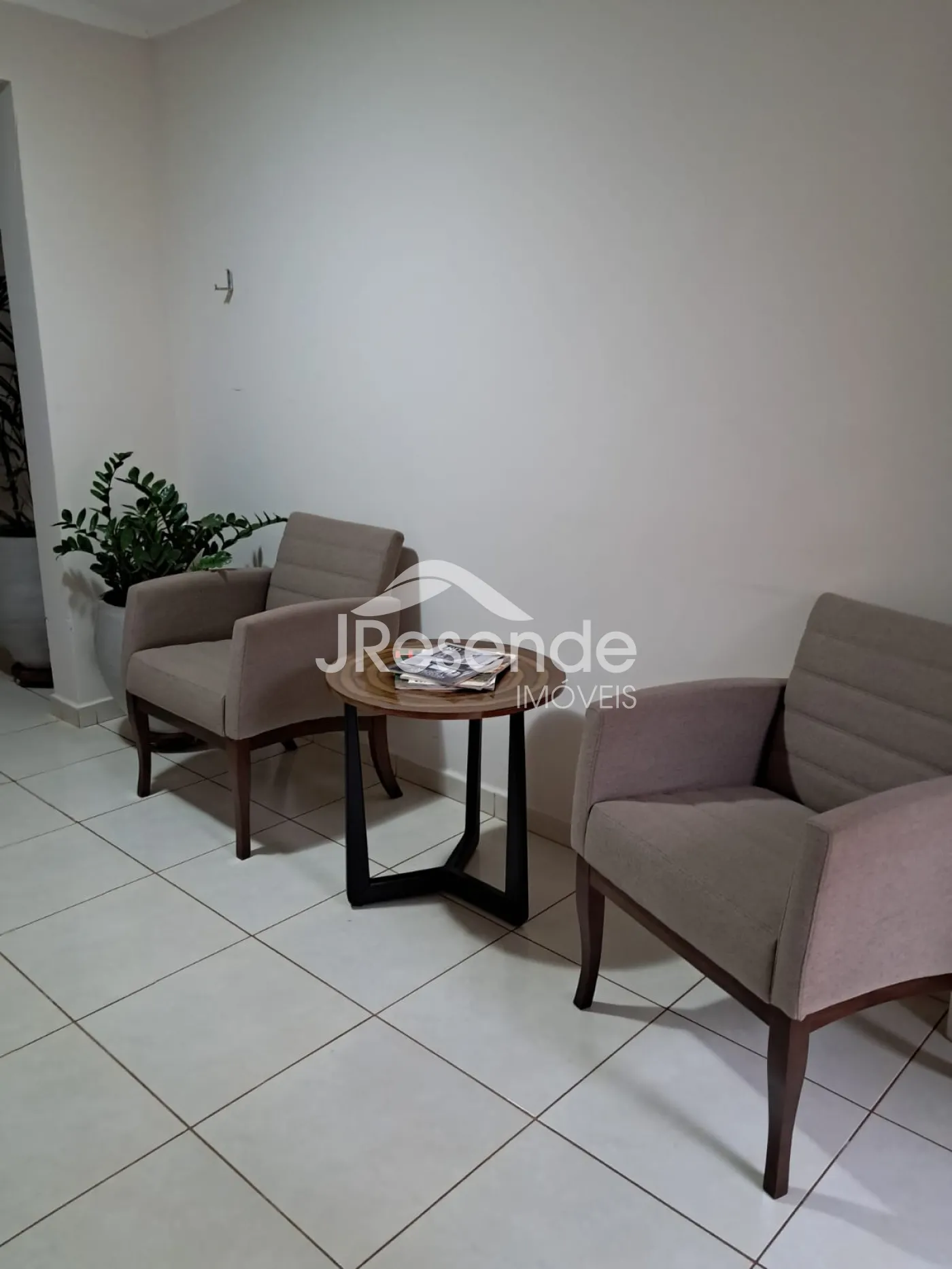 Alugar Apartamento / Padrão em Ribeirão Preto R$ 1.450,00 - Foto 4