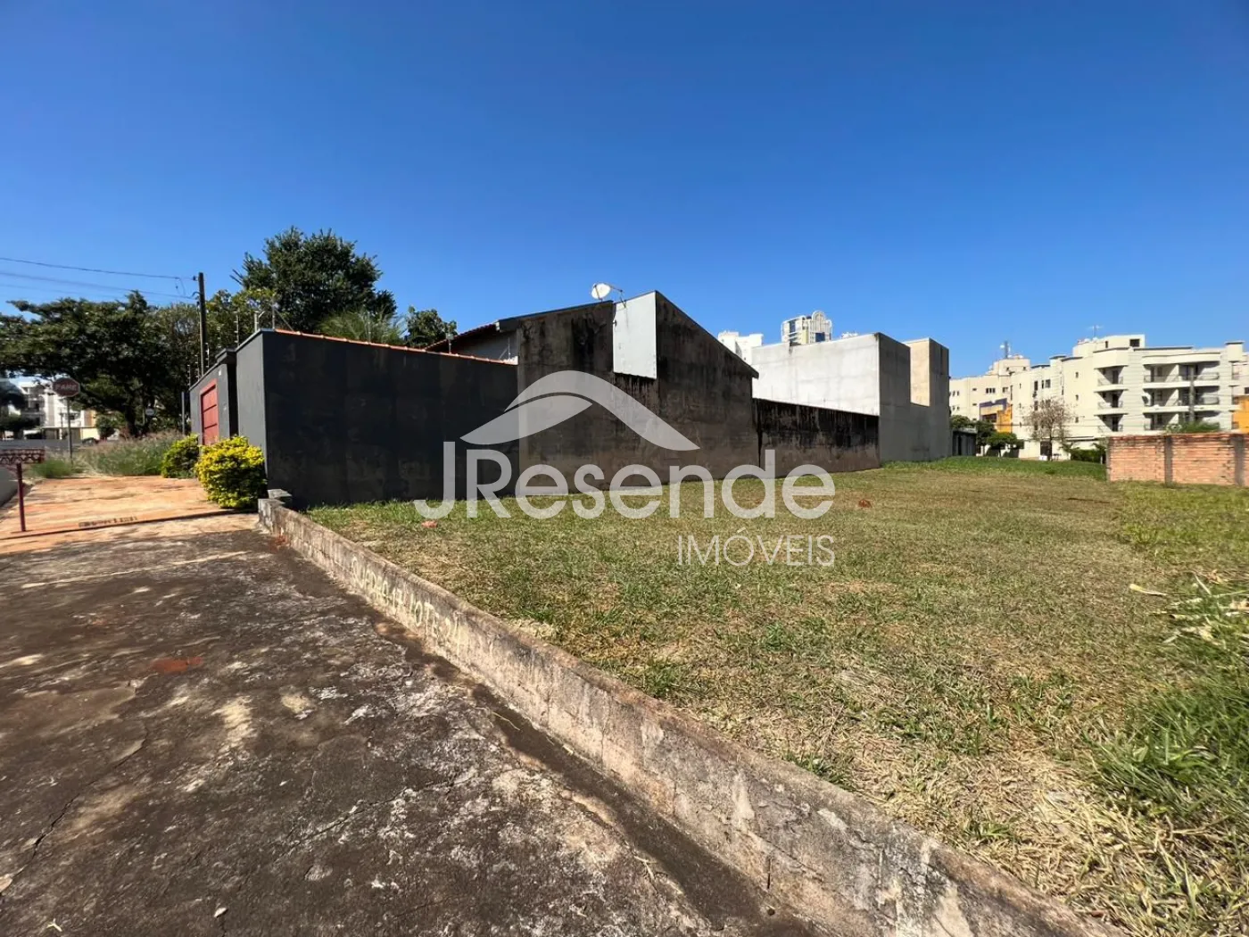 Comprar Terreno / Padrão em Ribeirão Preto R$ 330.000,00 - Foto 6