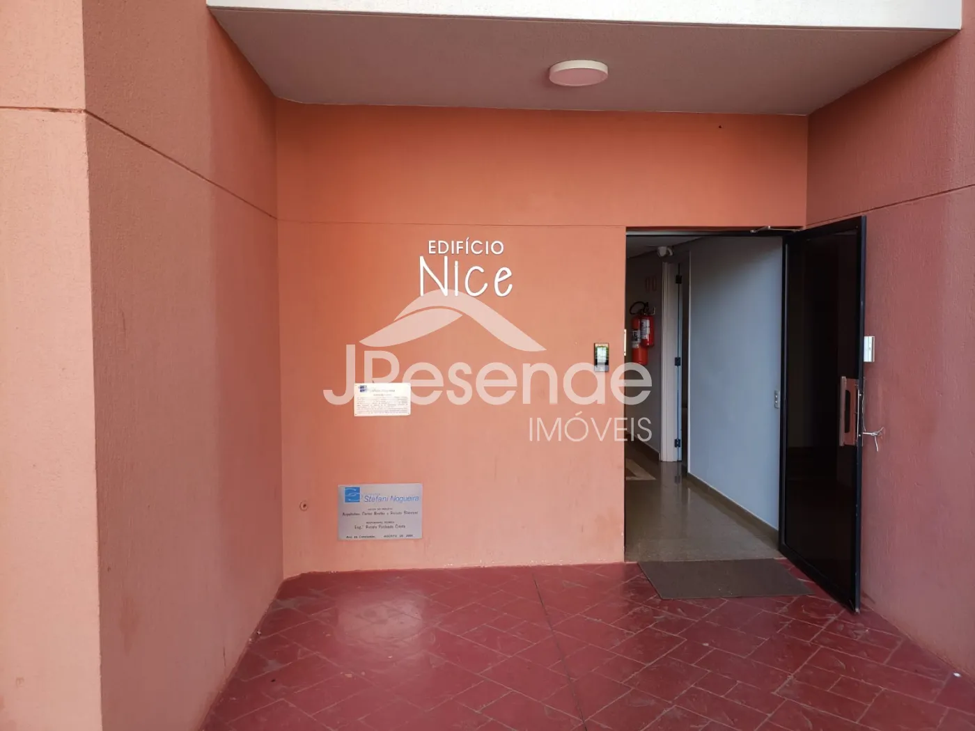 Comprar Apartamento / Padrão em Ribeirão Preto R$ 380.000,00 - Foto 2