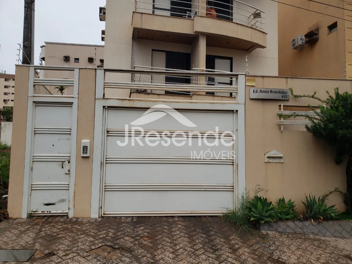 Alugar Apartamento / Padrão em Ribeirão Preto R$ 1.200,00 - Foto 1