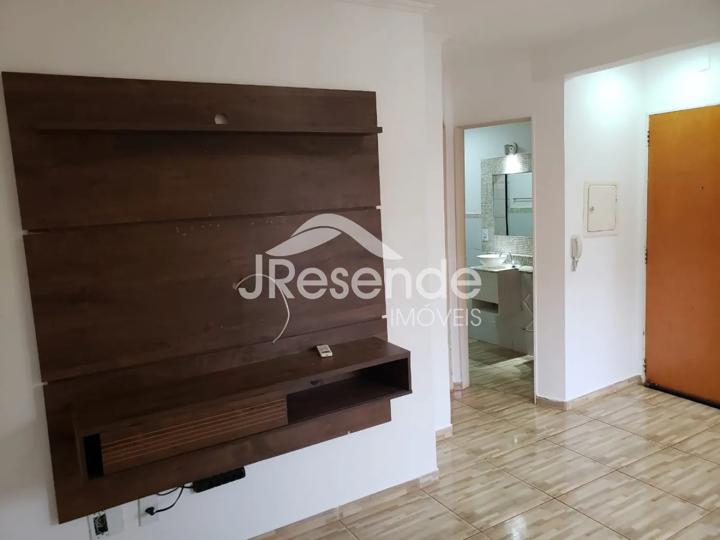 Alugar Apartamento / Padrão em Ribeirão Preto R$ 1.200,00 - Foto 4